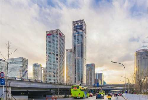 自行使用颈部红光理疗仪什么时候不能用